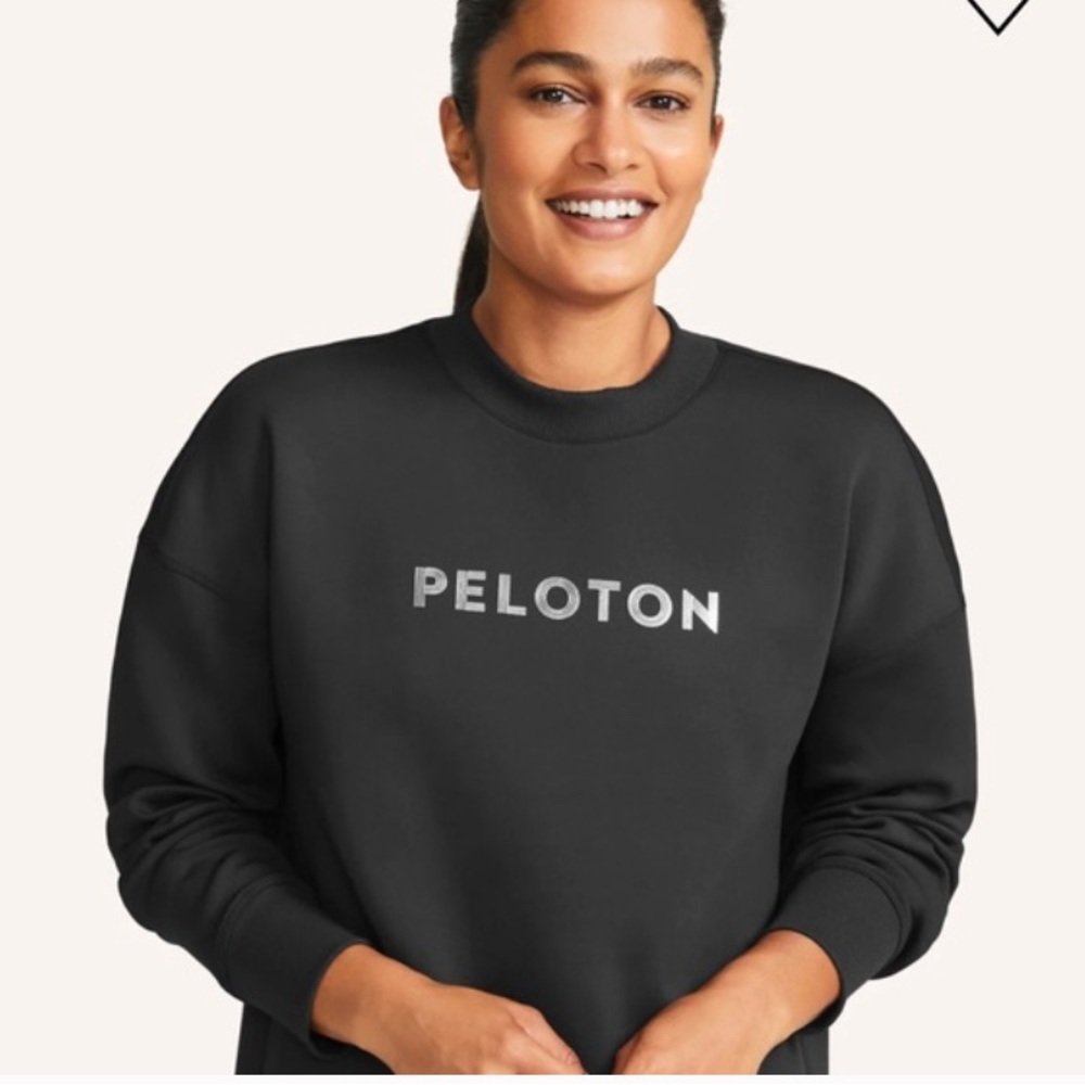 NWT Peloton black scuba crewneck size XS. Oversized.